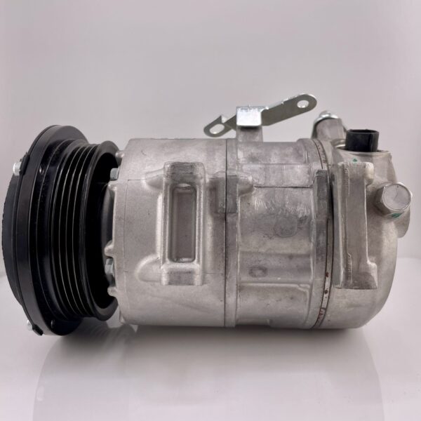 UAC 2010 TOYOTA CAMRY 2AR-FE Auto A/C Compressor CO11270C / 6SE16 - Image 6